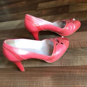 Gianni Bini peep-toe pumps